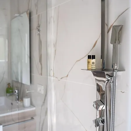 Garbatella Bridge Apartmán