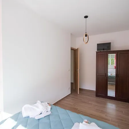 Garbatella Bridge Apartmán *